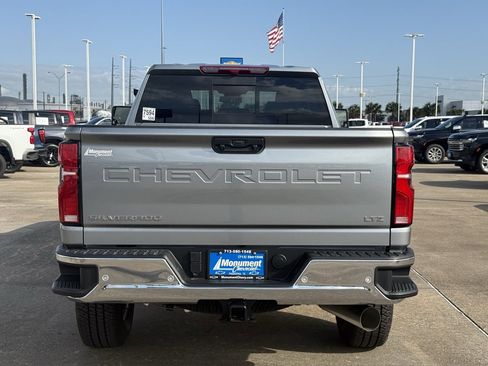 New 2025 Chevrolet Silverado 2500 LTZ w/ LTZ Convenience Package image 12