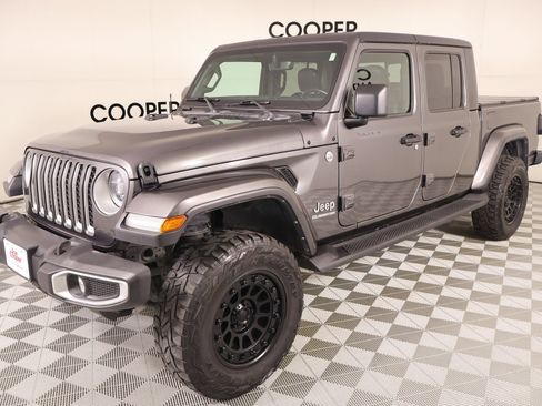 Used 2022 Jeep Gladiator Overland w/ Popular Equipment Package AWD/4WD image 10