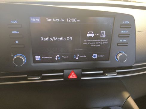 Used 2025 Hyundai Elantra SE FWD image 25