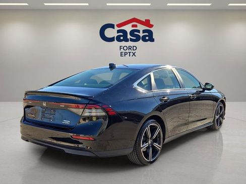 Used 2023 Honda Accord Sport image 3