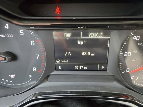 Used 2024 Chevrolet Trax LS image 24