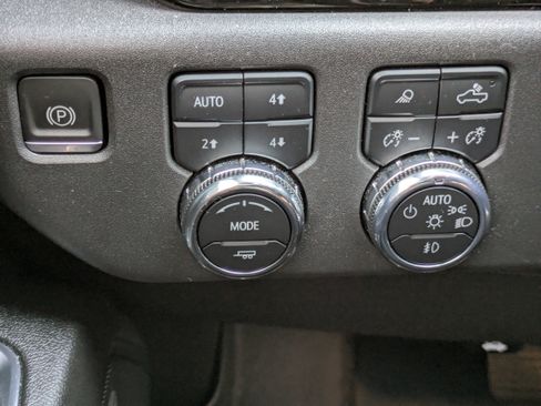 Used 2023 GMC Sierra 1500 SLT w/ SLT Premium Plus Package image 14