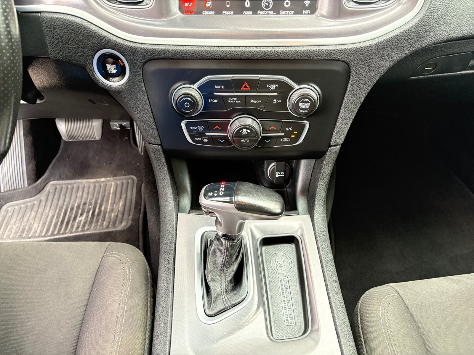 Certified 2020 Dodge Charger R/T RWD image 18