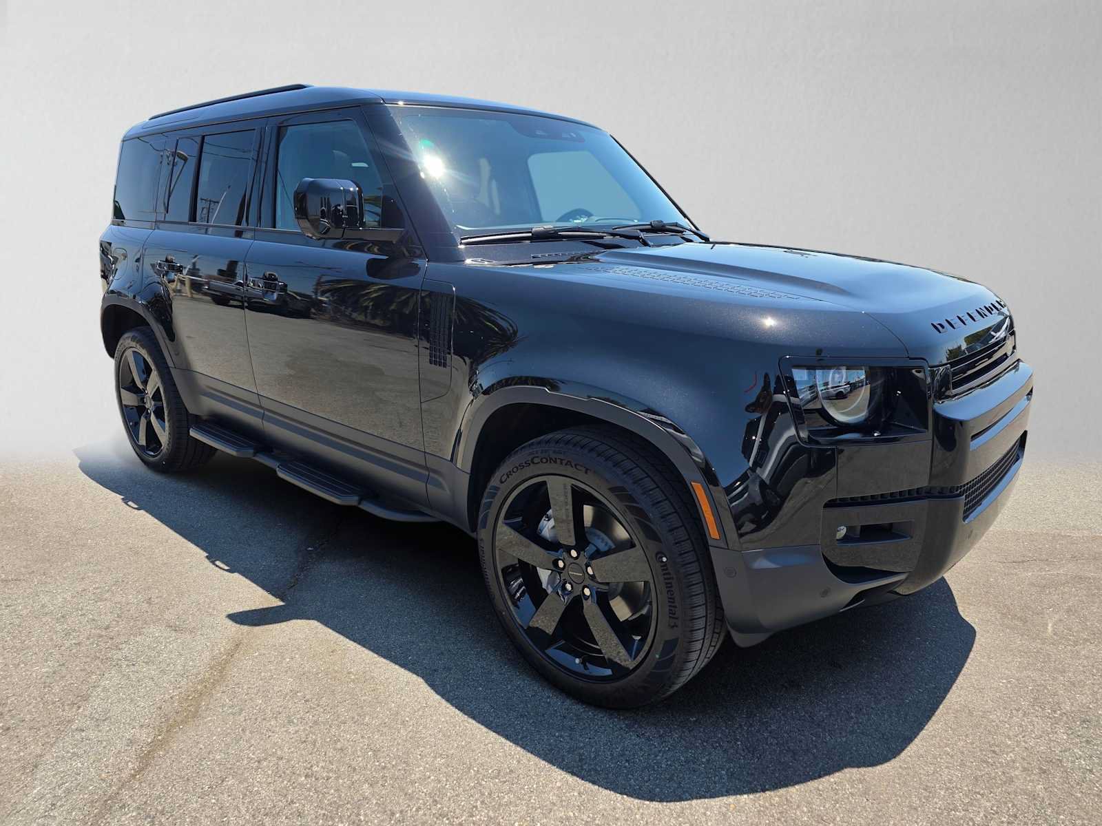 New 2026 Land Rover Defender 110 S AWD/4WD image 7