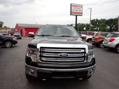 Used 2014 Ford F150 Lariat w/ Equipment Group 502A Luxury AWD/4WD image 2