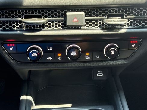 Certified 2024 Honda HR-V Sport image 29
