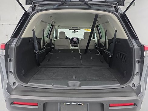 Used 2023 Nissan Pathfinder SV w/ Black Appearance Package image 50