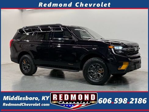 Used 2025 Ford Expedition Tremor AWD/4WD image 1