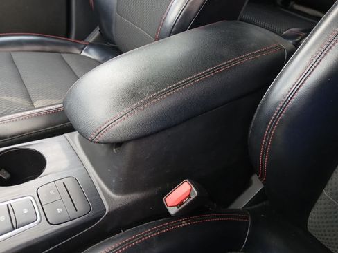 Used 2023 Ford Escape ST-Line AWD/4WD image 43