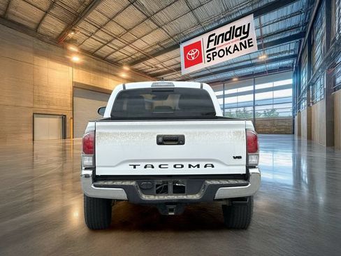 Used 2023 Toyota Tacoma TRD Off-Road w/ Black Out Package (TMS) AWD/4WD image 5