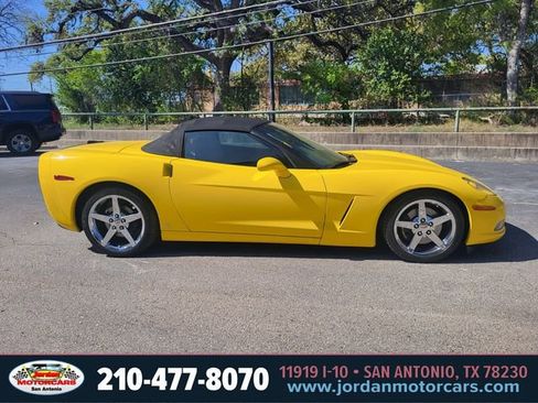 Used 2007 Chevrolet Corvette Convertible w/ Preferred Equipment Group image 6