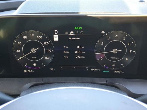 Used 2024 Kia Telluride SX image 26