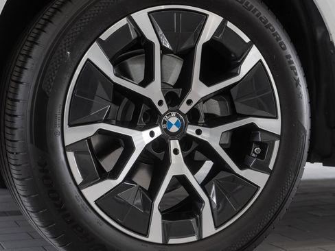 Used 2025 BMW X3 xDrive30i w/ M Sport Package AWD/4WD image 31