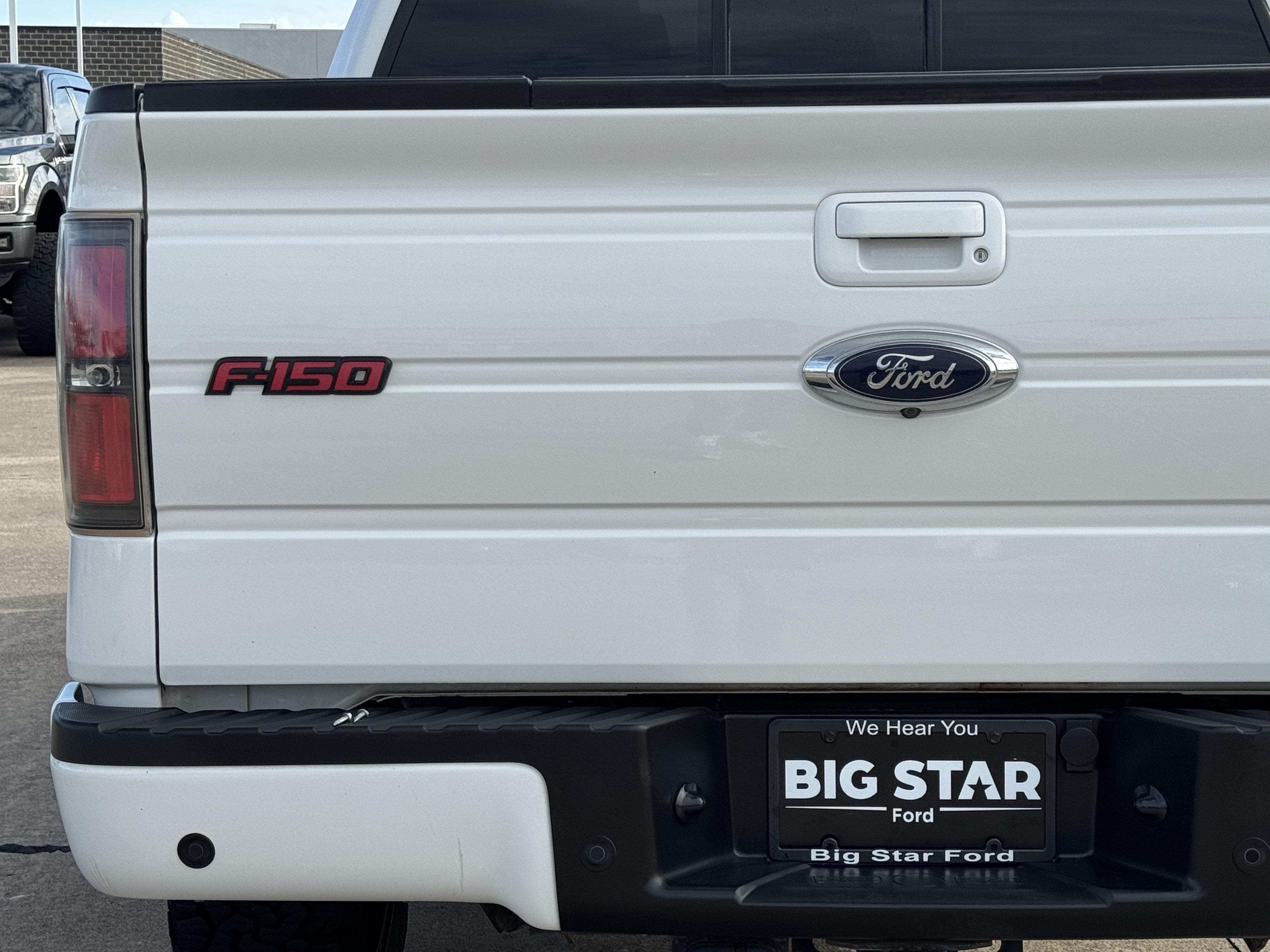 Used 2014 Ford F150 FX4 w/ Equipment Group 402A Luxury AWD/4WD image 8