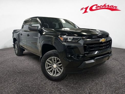 Certified 2024 Chevrolet Colorado LT w/ LT Convenience Package III image 1