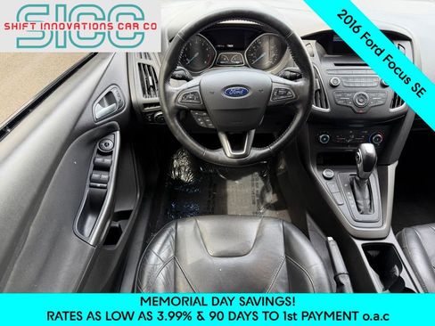 Used 2016 Ford Focus SE w/ Equipment Group 201A FWD image 11