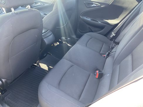 Used 2024 Chevrolet Malibu LS FWD image 13