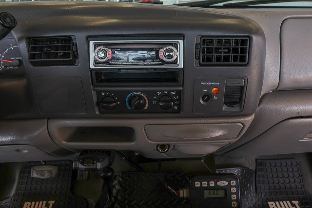 Used 1999 Ford F550 4x4 Regular Cab Super Duty image 15