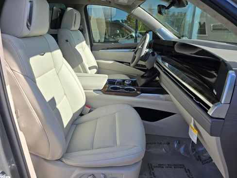 New 2026 Cadillac Escalade Platinum Sport AWD/4WD image 11