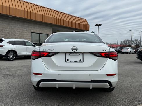 Used 2024 Nissan Sentra SV image 4