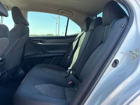 Used 2022 Toyota Camry LE image 13