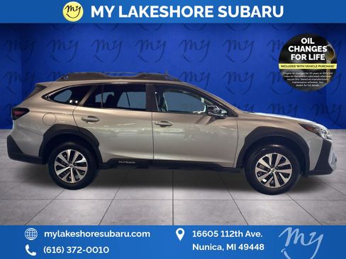 Certified 2025 Subaru Outback Premium AWD/4WD image 13