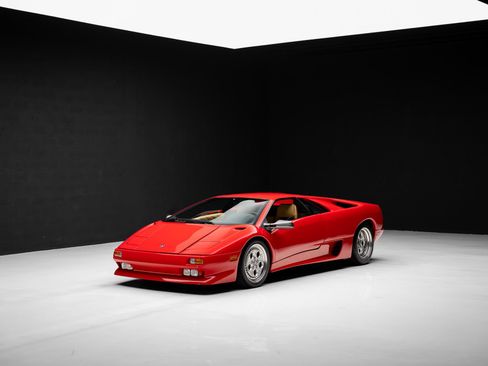 Used 1991 Lamborghini Diablo Coupe RWD image 4