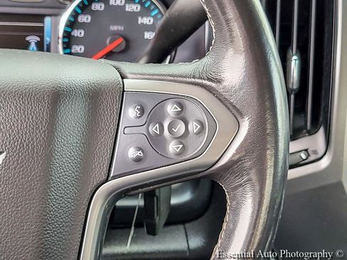 Used 2018 Chevrolet Silverado 1500 LT AWD/4WD image 17