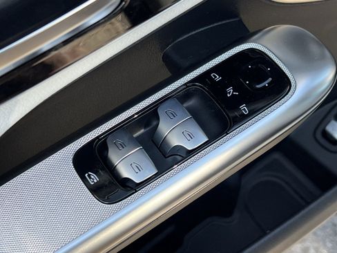 New 2026 Mercedes-Benz GLC 300 4MATIC image 13