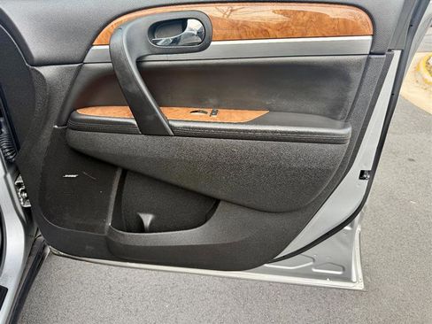Used 2012 Buick Enclave Premium image 45