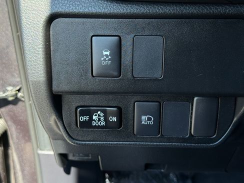 Used 2021 Toyota Tacoma SR image 30