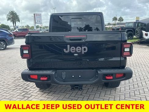 Used 2022 Jeep Gladiator Rubicon w/ LED Lighting Group AWD/4WD image 7