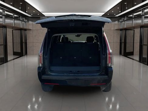Used 2019 Cadillac Escalade Luxury image 53