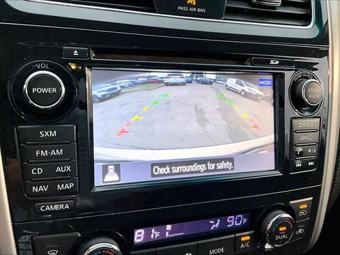 Used 2014 Nissan Altima 2.5 SL w/ Technology Package image 27