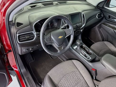 Used 2022 Chevrolet Equinox LT FWD image 9