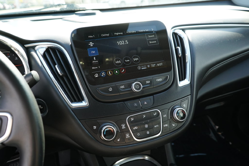 Used 2024 Chevrolet Malibu LT FWD image 14