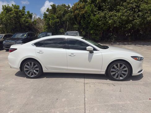 Used 2018 MAZDA MAZDA6 Touring FWD image 2