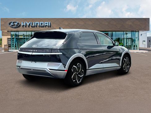 New 2024 Hyundai Ioniq 5 Limited image 7