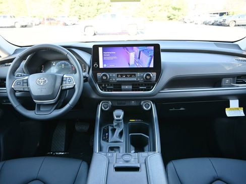 New 2026 Toyota Grand Highlander XLE AWD/4WD image 21