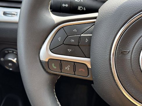 Used 2021 Jeep Compass Latitude image 19