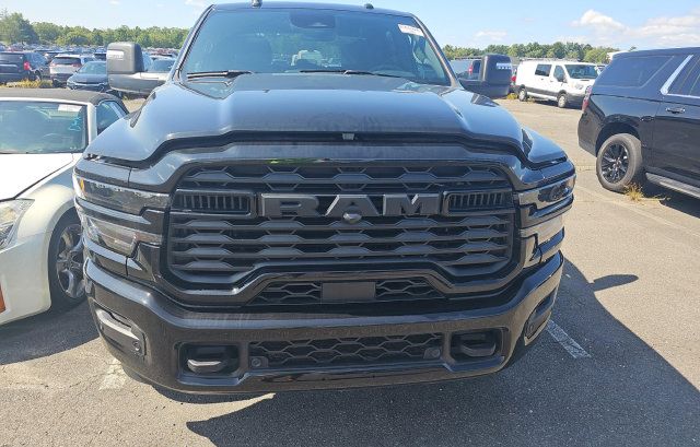 Used 2025 RAM 2500 Big Horn AWD/4WD image 2