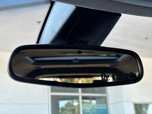 Used 2022 GMC Acadia AT4 w/ Technology Package image 26