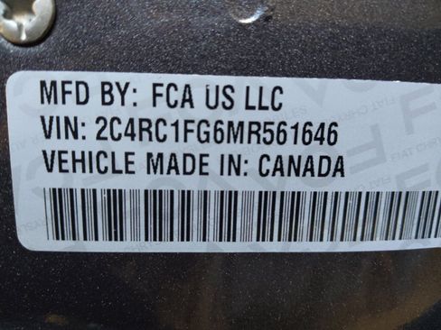 Used 2021 Chrysler Pacifica Touring FWD image 33