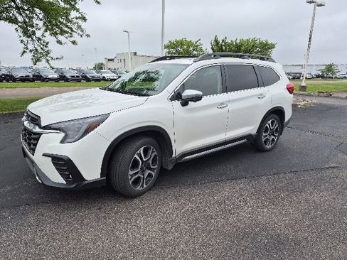 Certified 2023 Subaru Ascent Touring AWD/4WD image 10
