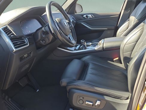 Used 2023 BMW X5 xDrive40i image 13