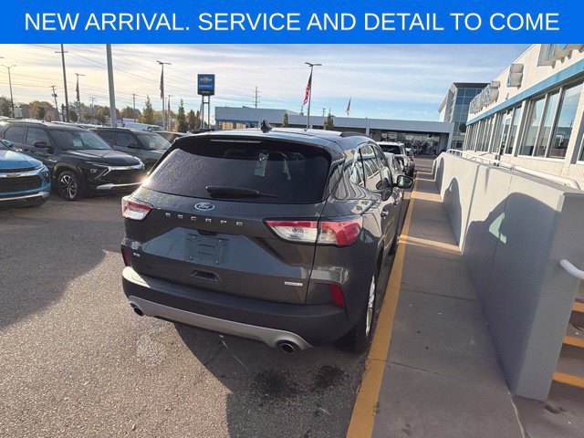 Used 2020 Ford Escape SE FWD image 13