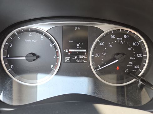 Used 2025 Nissan Kicks Play S FWD image 11