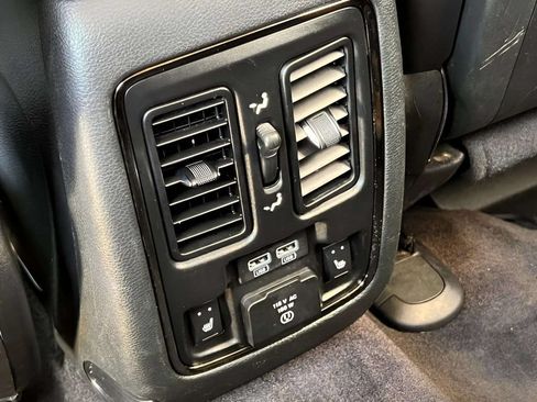 Used 2018 Dodge Durango GT AWD/4WD image 15