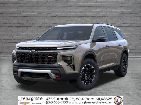 New 2027 Chevrolet Traverse Z71 w/ Enhanced Driving Package AWD/4WD image 7