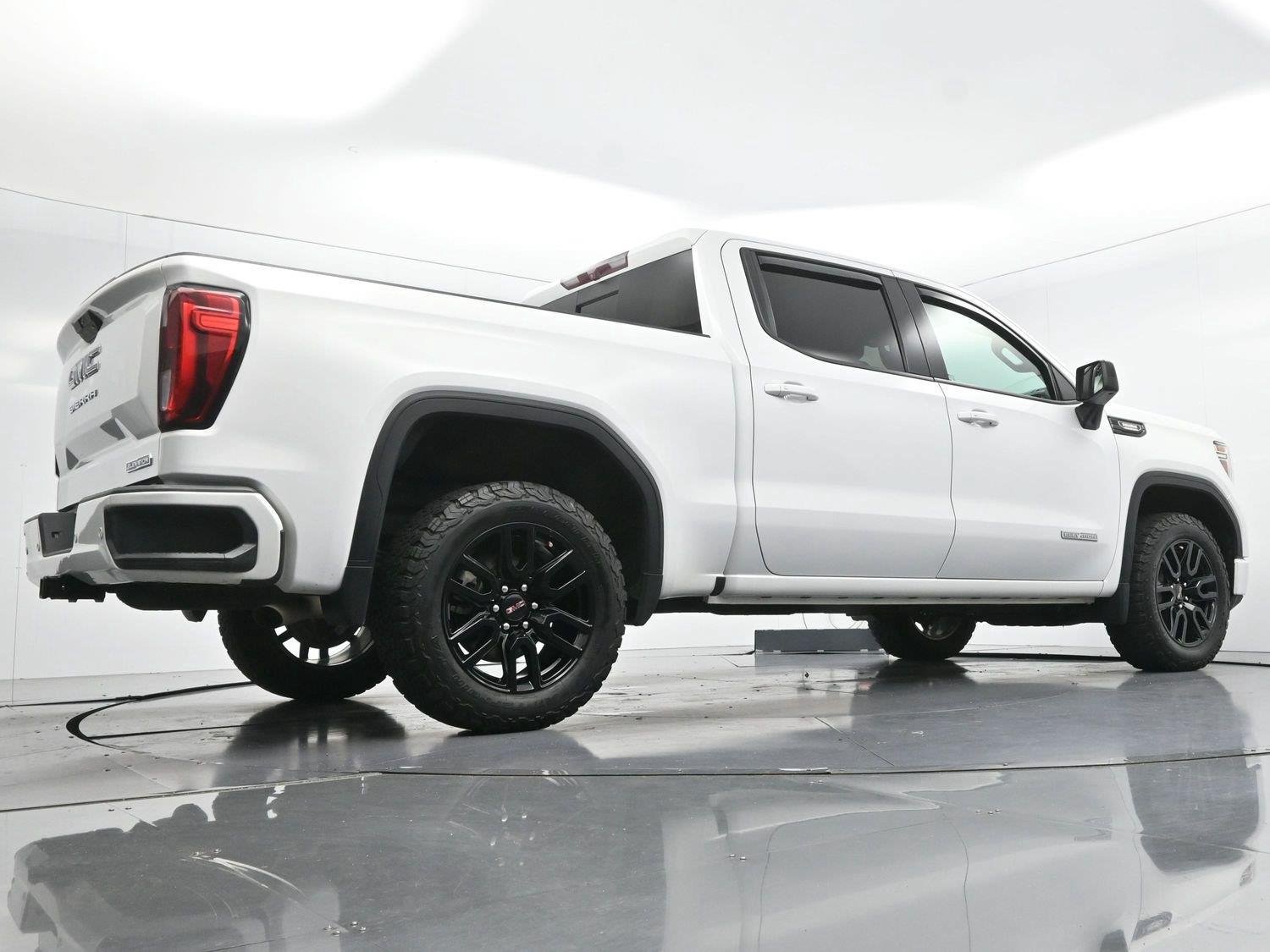 Used 2020 GMC Sierra 1500 Elevation w/ Elevation Value Package RWD image 49